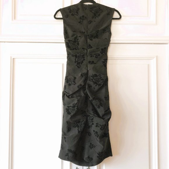 *NWT*Black Sheath Dress with Floral Velvet Detailing - Made in Canada - Size XXS - Picture 2 of 14